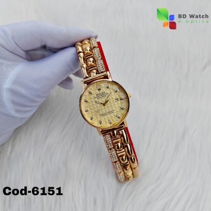 GOLDEN WATCH FOR WOMEN - Image 2